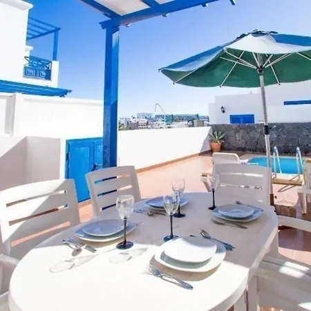 Ferienhaus Mit Privatpool Fuer 6 Personen Ca 100 Qm In Playa Blanca, Lanzarote Gemeinde Yaiza
